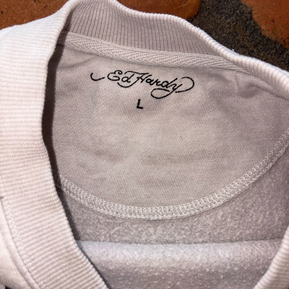 Ed Hardy Cropped Gray Graphic Tattoos Pullover Sweatshirt Size L - Picture 3 of 4